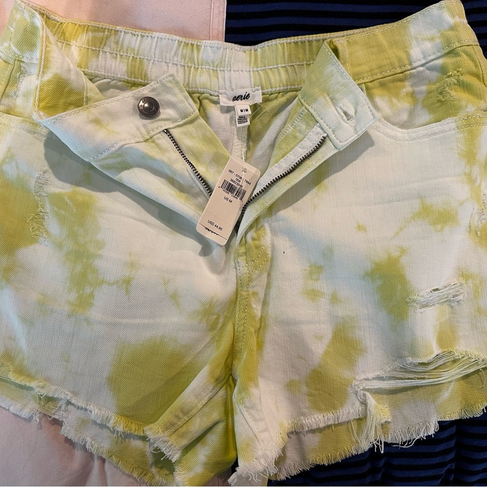 aerie Lime Tie-Dye Distressed Denim Shorts - Size M